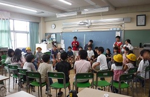②